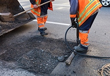 Asphalt repair services in Houston Texas by EC Paving construction and demo company